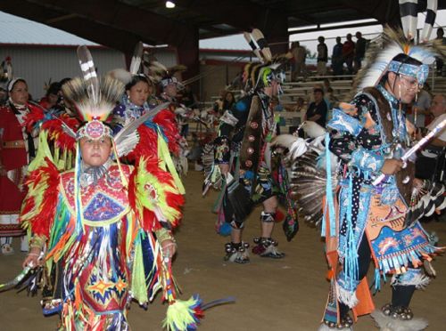 national-powwow-indian-dancing